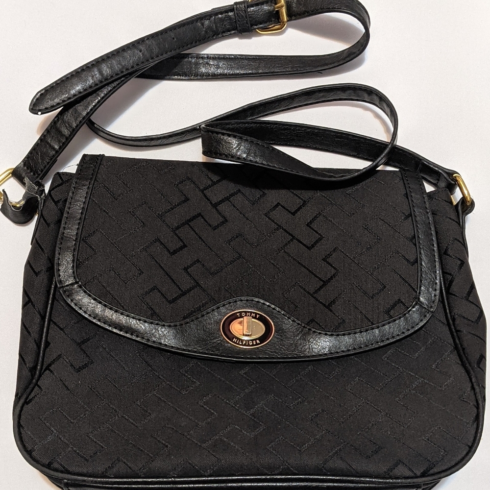Tommy Hilfiger Crossbody purse